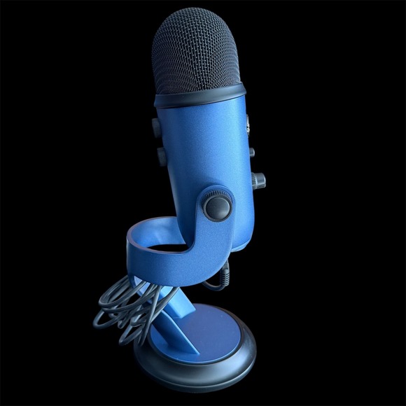 Blue Yeti USB Microphone Midnight Blue Multi-Pattern Condenser Mic A00132 - Picture 4 of 7